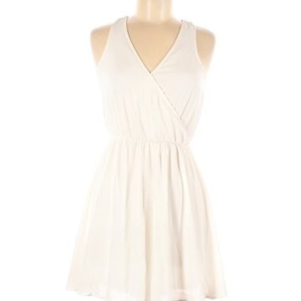 New White chiffon Lush dress - Picture 3 of 4